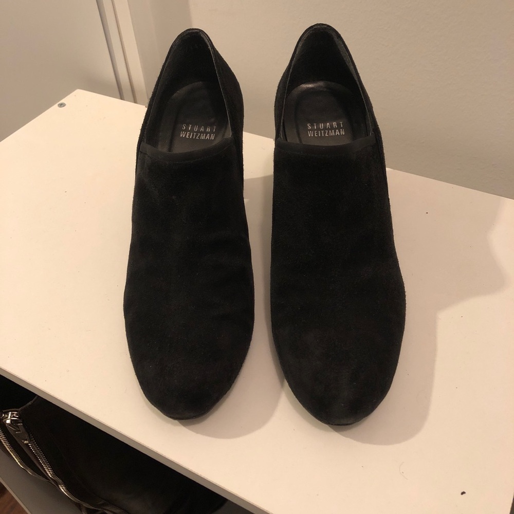 Stuart Weitzman black suede ankle booties 8.5B - Picture 2 of 6